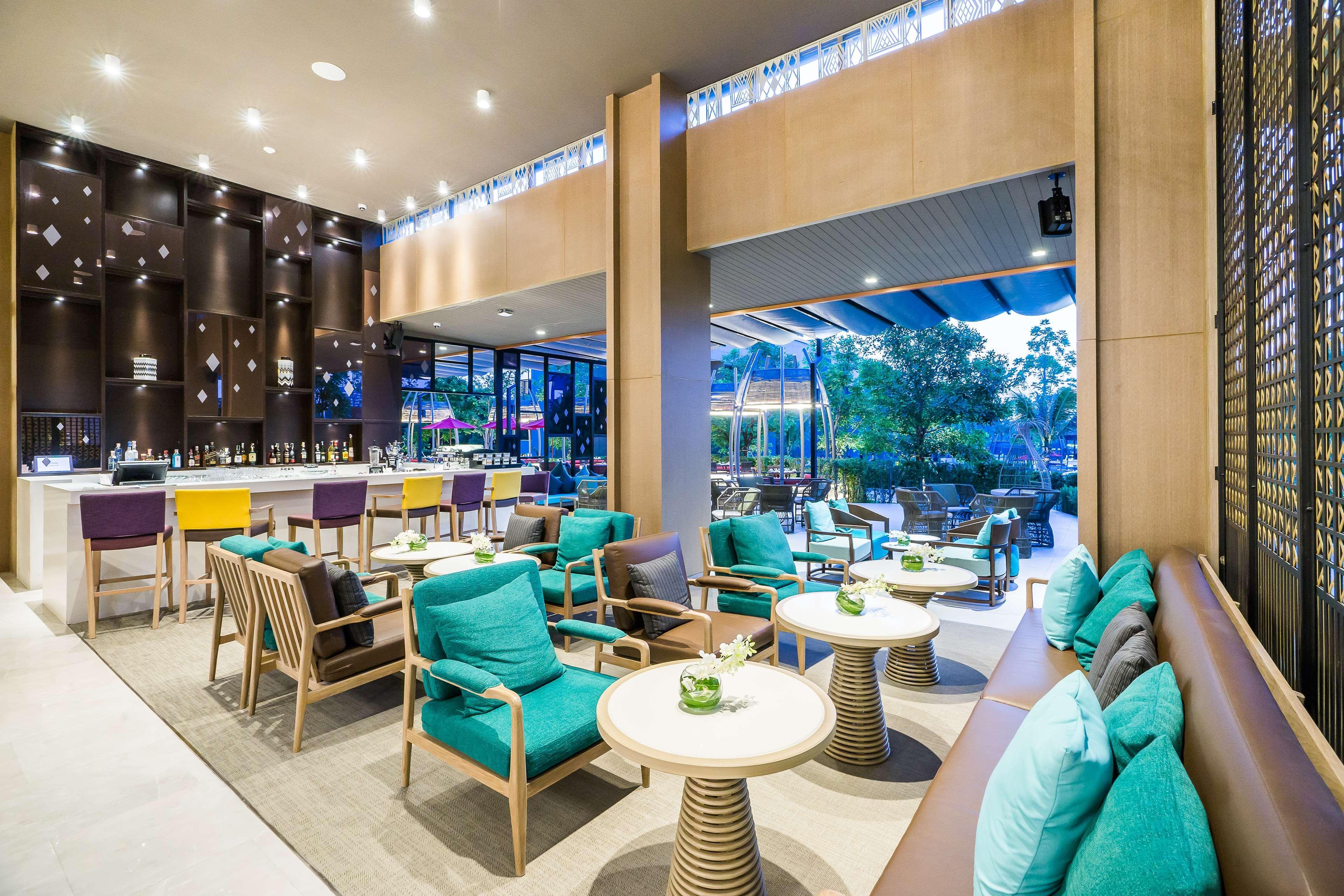 Avani+ Hua Hin Resort Cha-Am Exteriör bild